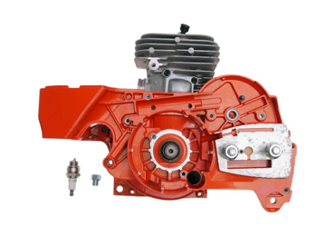 Kompletný profesionálny polomotor pre reťazové píly Husqvarna 365 X-TORQ 372 XP-XTORQ obsah 70,7 ccm výkon 4,9 PS